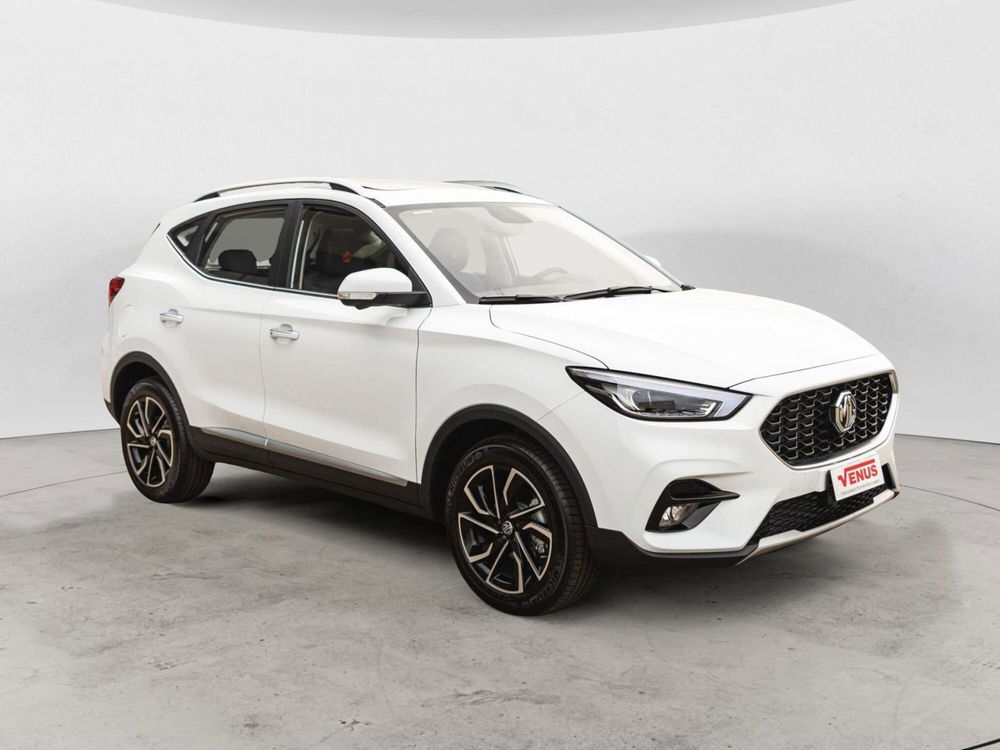 Mg ZS (2021-->) nuova a Milano (8)