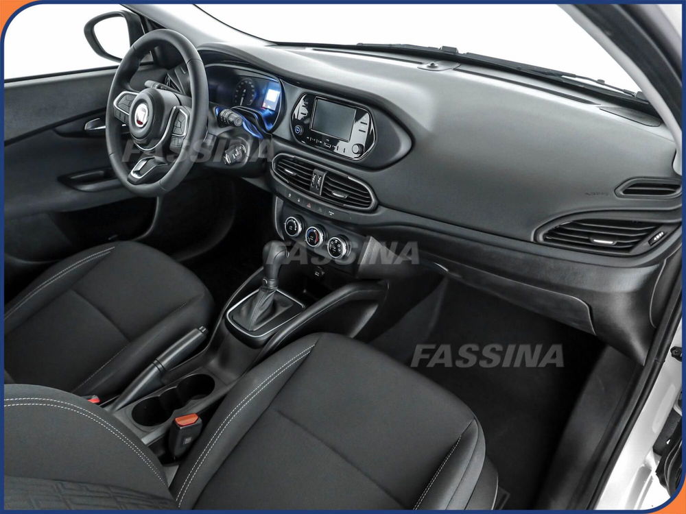 Fiat Tipo Station Wagon nuova a Milano (14)