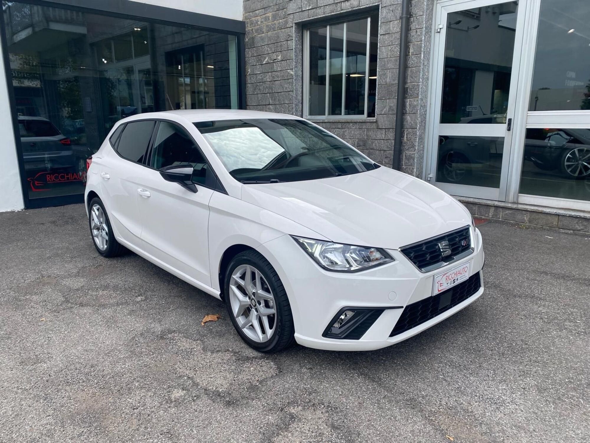 SEAT Ibiza 1.0 ecotsi FR 95cv del 2021 usata a Barlassina