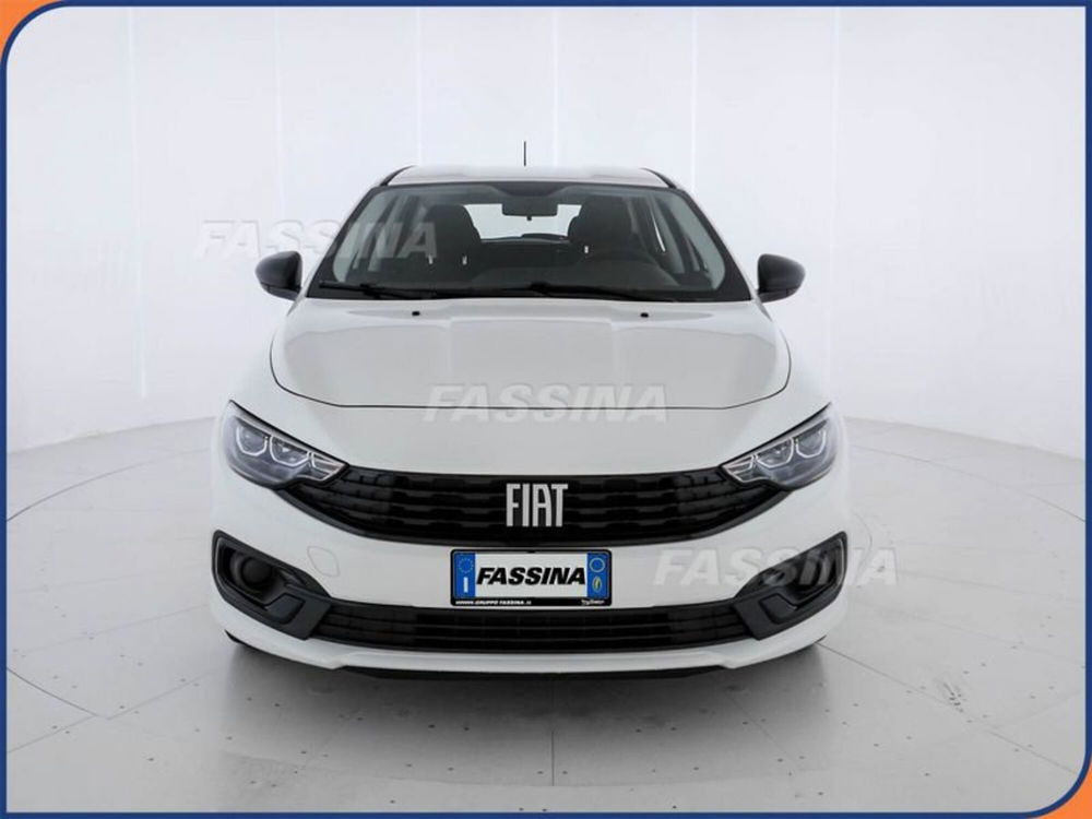 Fiat Tipo Station Wagon nuova a Milano (2)