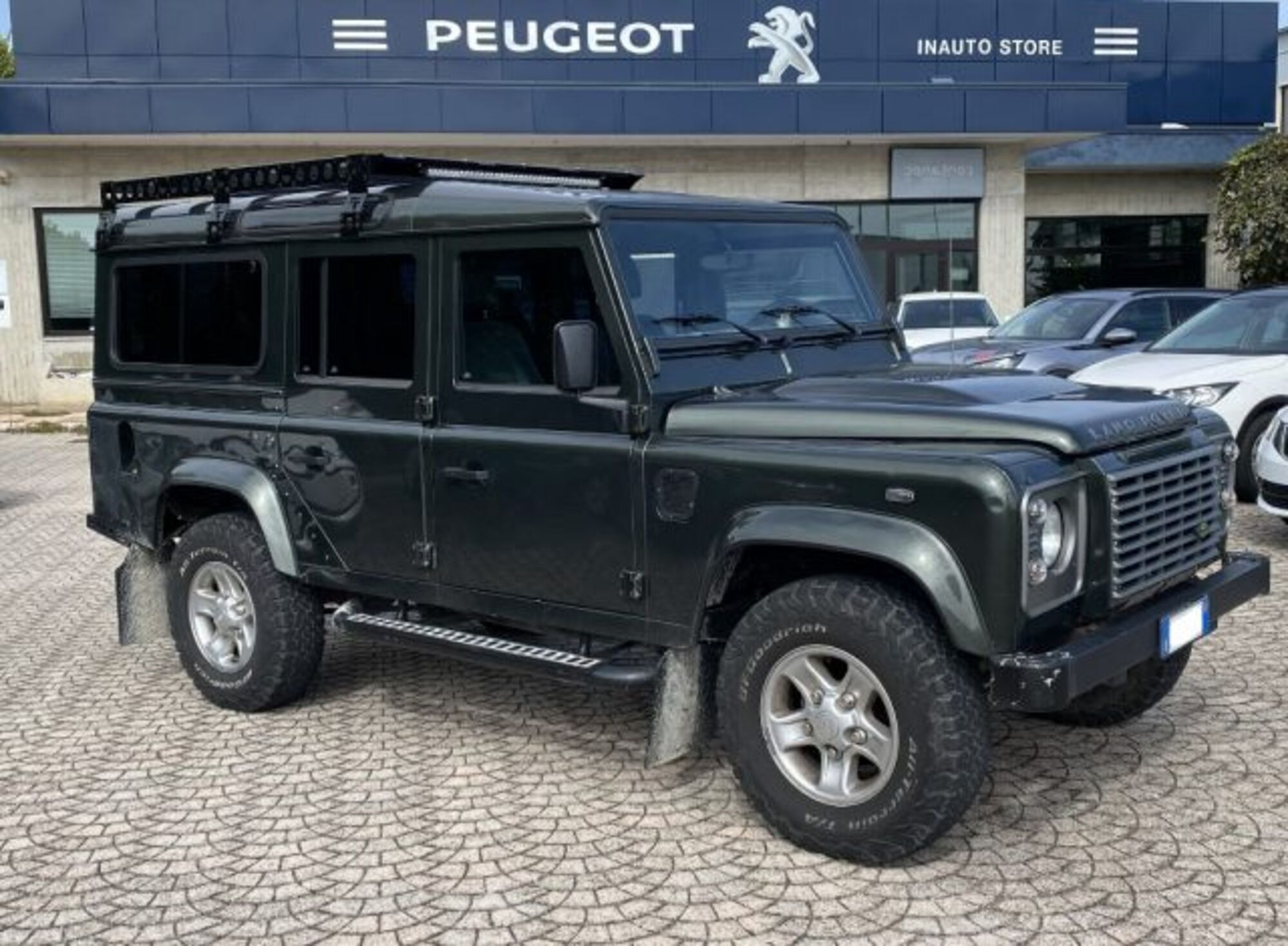 Land Rover Defender 110 2.4 TD4 Station Wagon SE del 2007 usata a Legnago