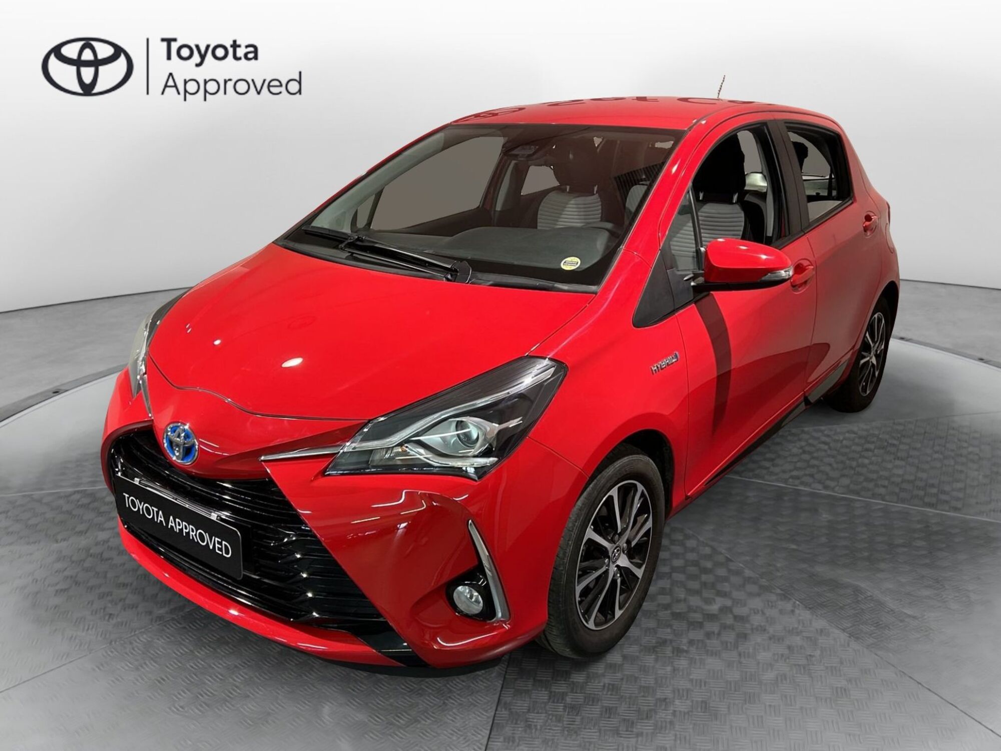 Toyota Yaris 1.5 Hybrid 5 porte Active Plus del 2020 usata a Milano