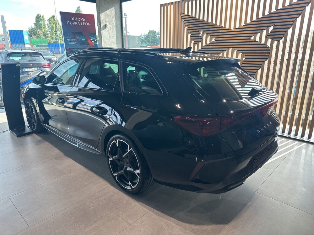 Cupra Leon Station Wagon nuova a Livorno (3)