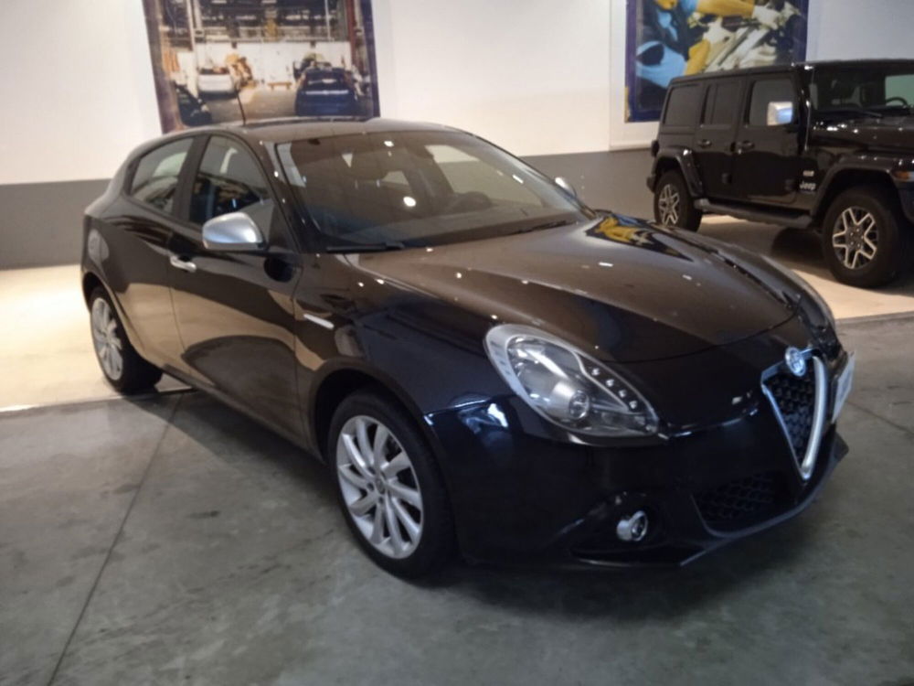 Alfa Romeo Giulietta usata a Siena (8)