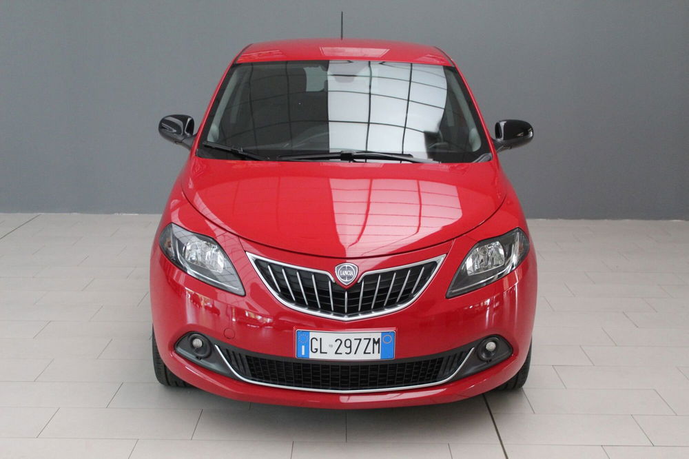 Lancia Ypsilon usata a Cremona (4)