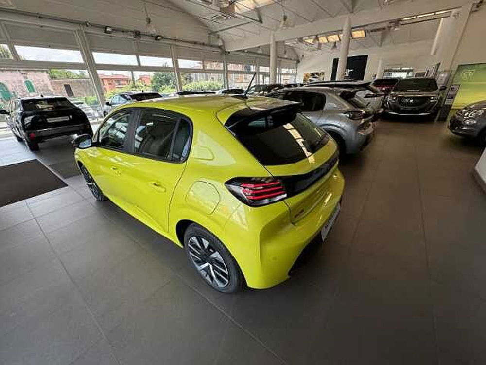 Peugeot 208 nuova a Brescia (3)