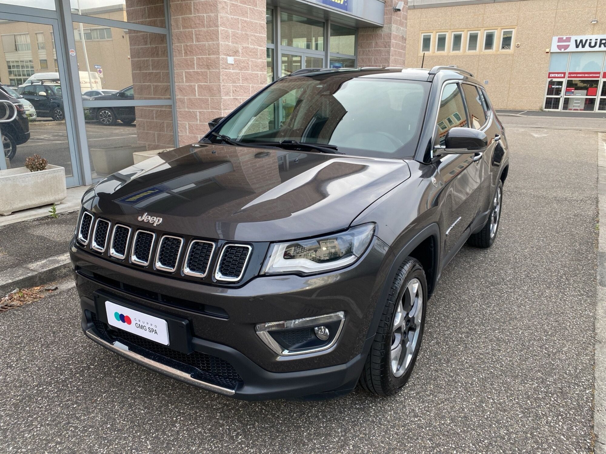 Jeep Compass 2.0 Multijet II aut. 4WD Opening Edition del 2017 usata a Prato