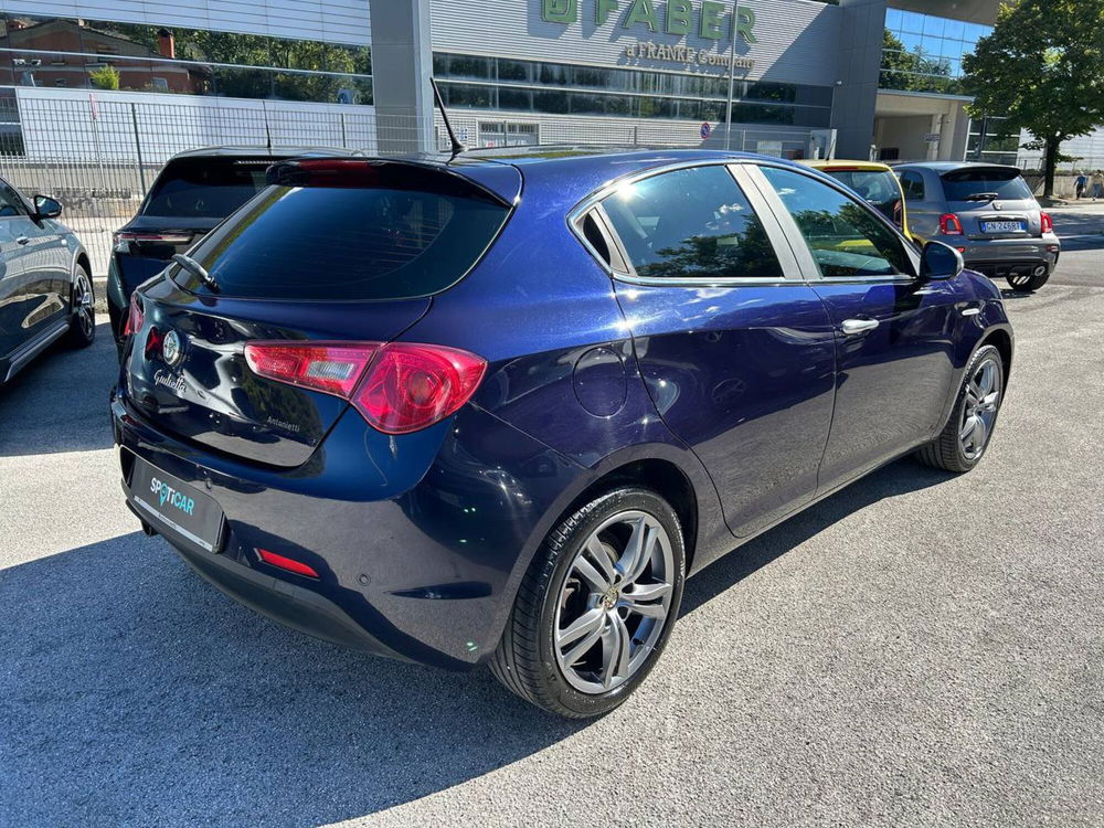 Alfa Romeo Giulietta usata a Ancona (5)