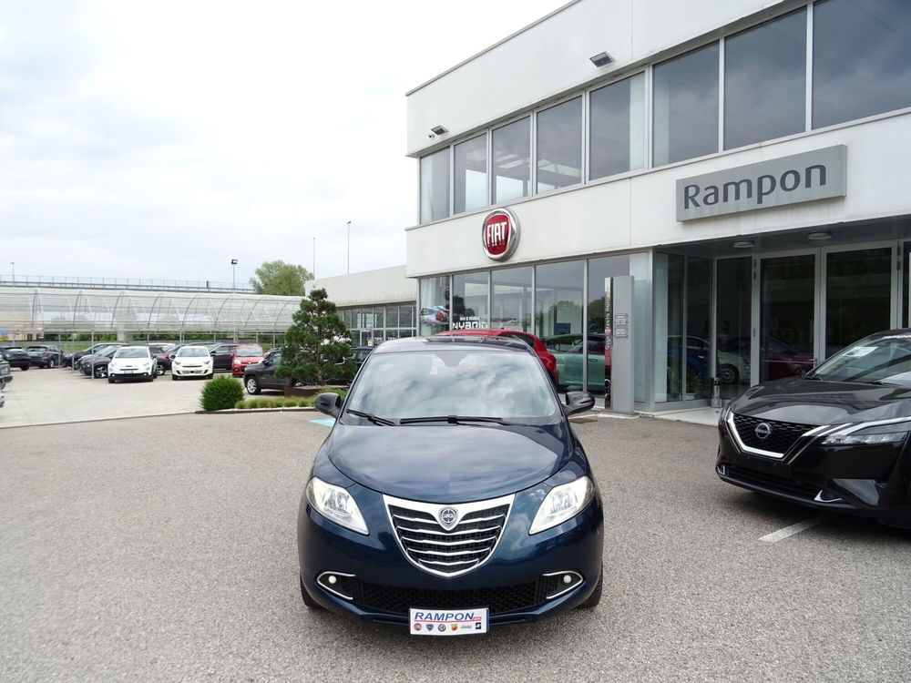 Lancia Ypsilon usata a Venezia (7)