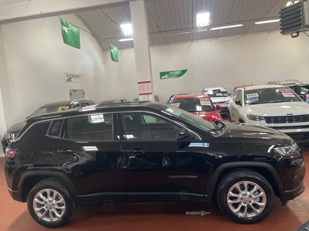 Jeep Compass nuova a Lucca (7)