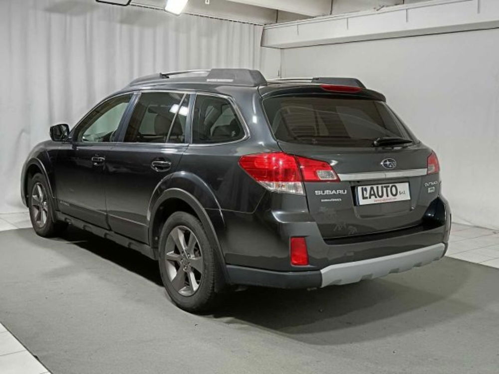 Subaru Outback usata a Sondrio (3)