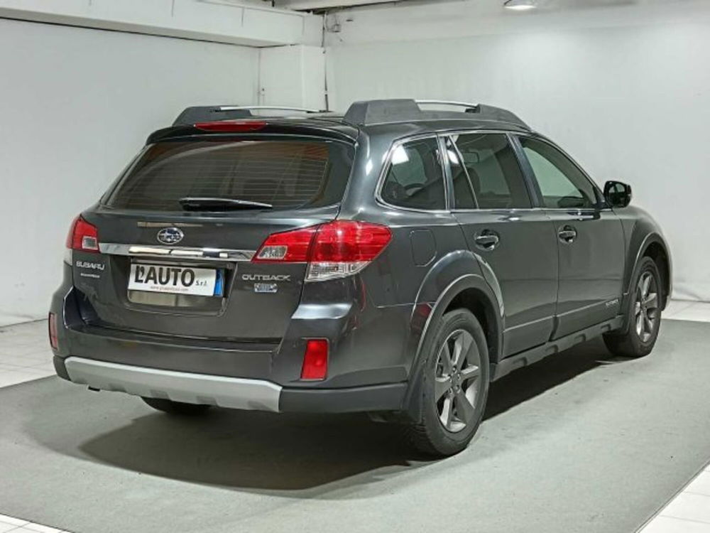 Subaru Outback usata a Sondrio (5)