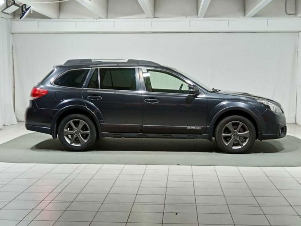 Subaru Outback usata a Sondrio (6)