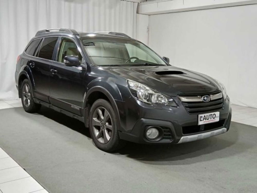 Subaru Outback usata a Sondrio (7)