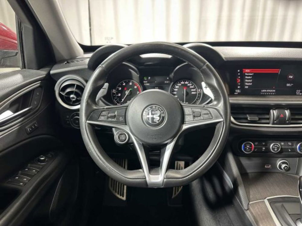 Alfa Romeo Stelvio usata a Sondrio (13)