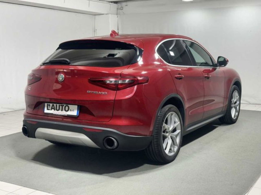 Alfa Romeo Stelvio usata a Sondrio (3)