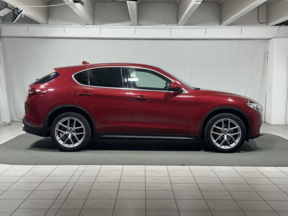 Alfa Romeo Stelvio usata a Sondrio (6)