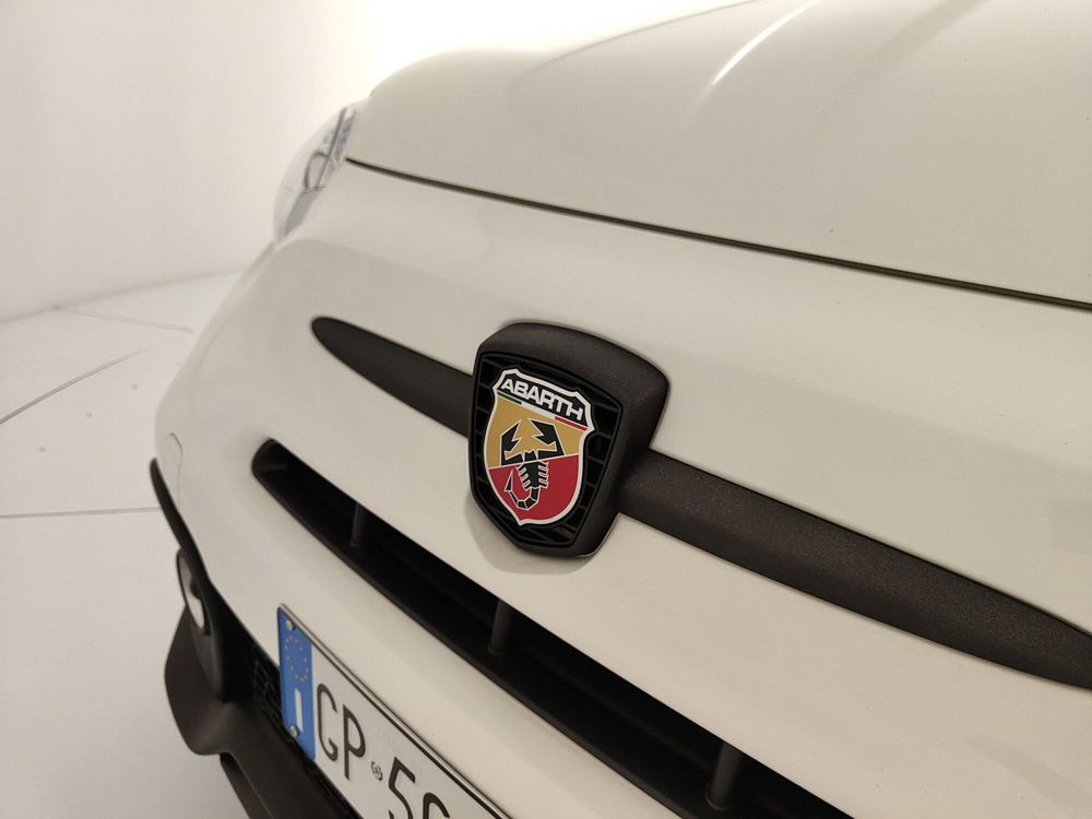 Abarth 695 Cabrio usata a Caserta (17)