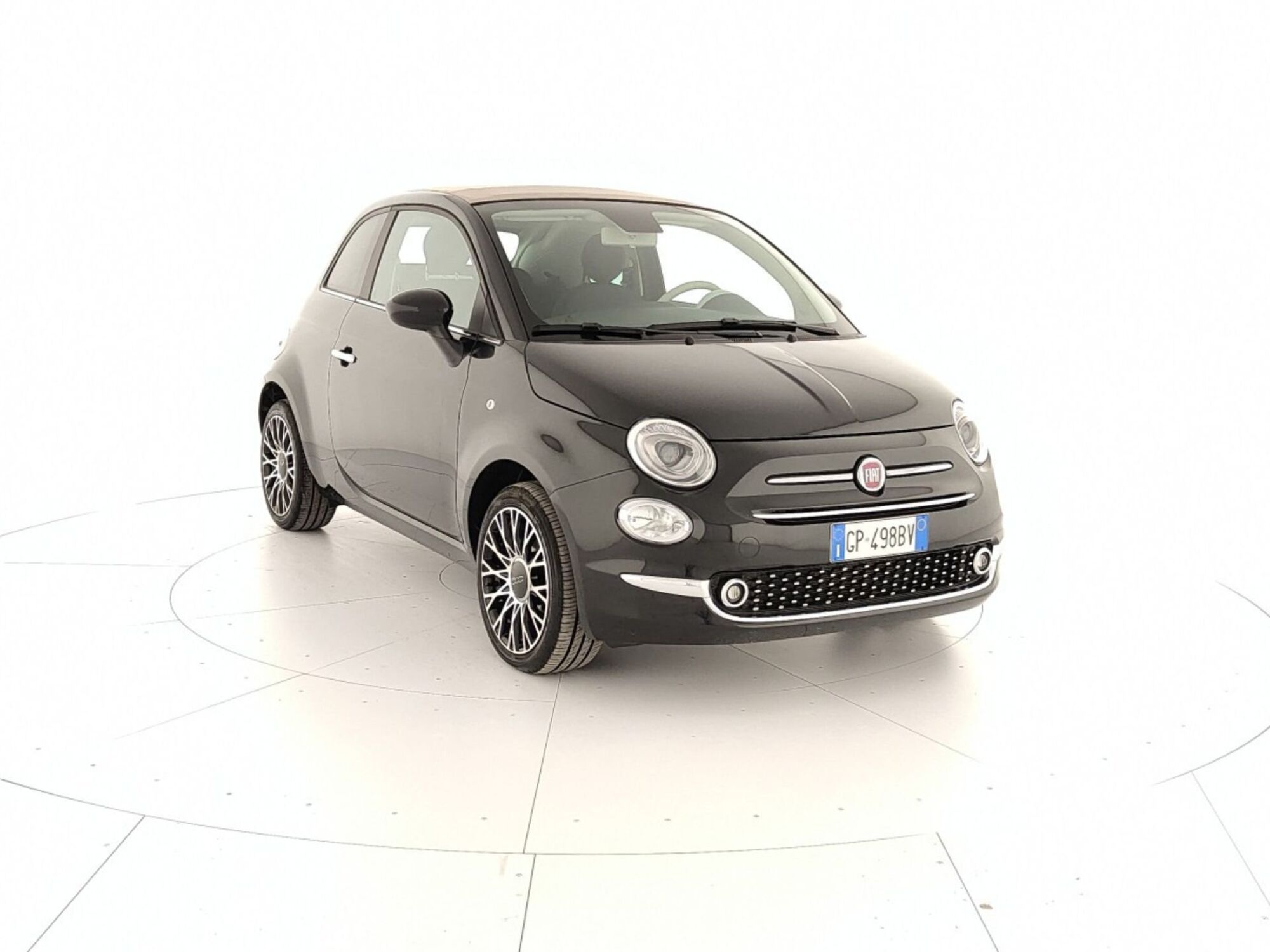 Fiat 500C Cabrio 1.0 Hybrid Dolcevita  del 2023 usata a Caserta