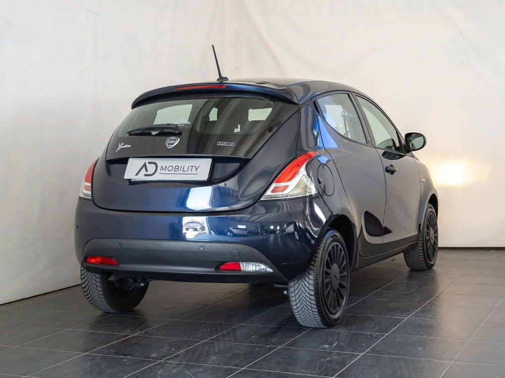 Lancia Ypsilon usata a Foggia (17)