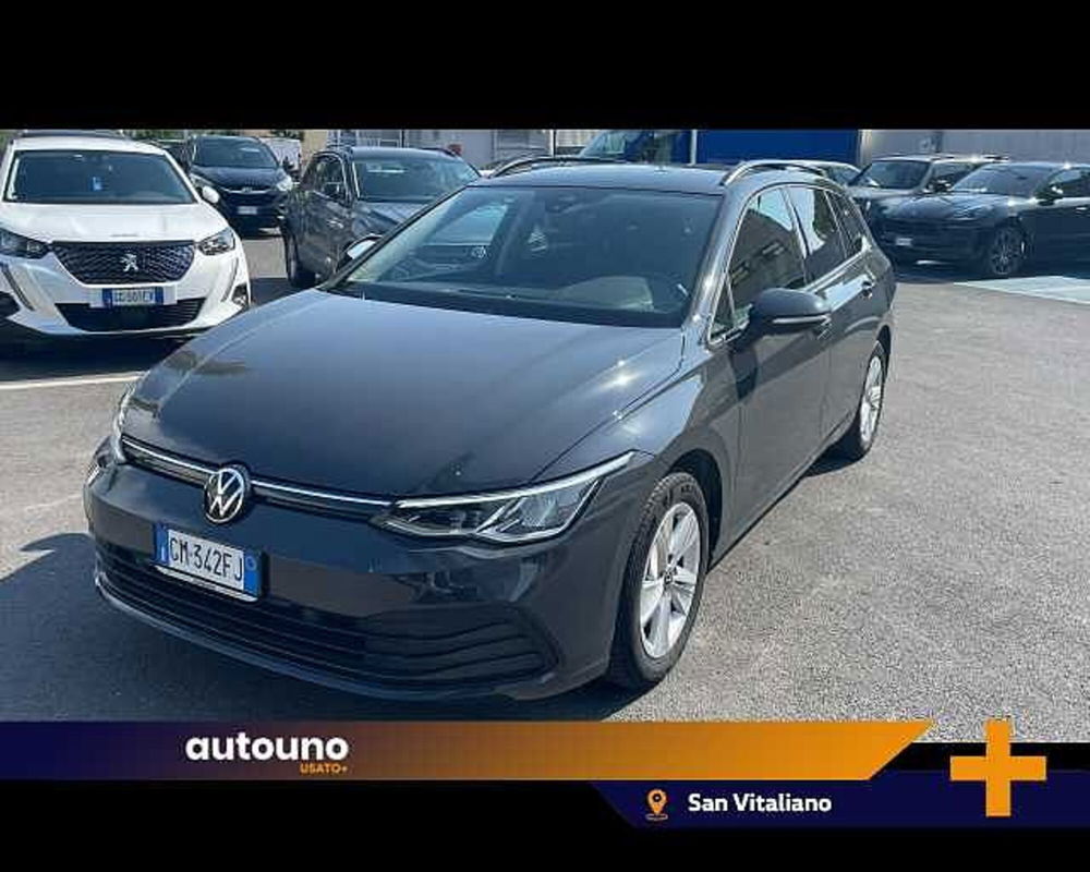 Volkswagen Golf Variant usata a Napoli