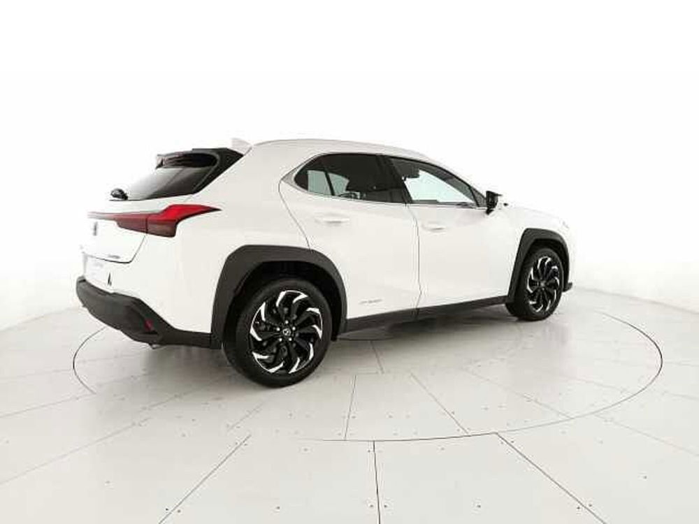 Lexus UX usata a Chieti (3)