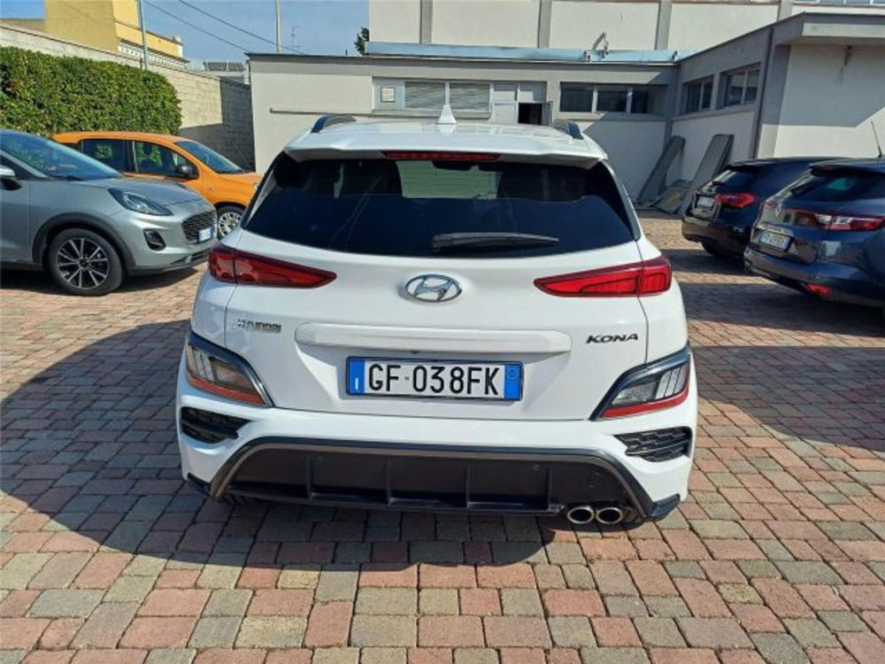 Hyundai Kona usata a Bari (4)