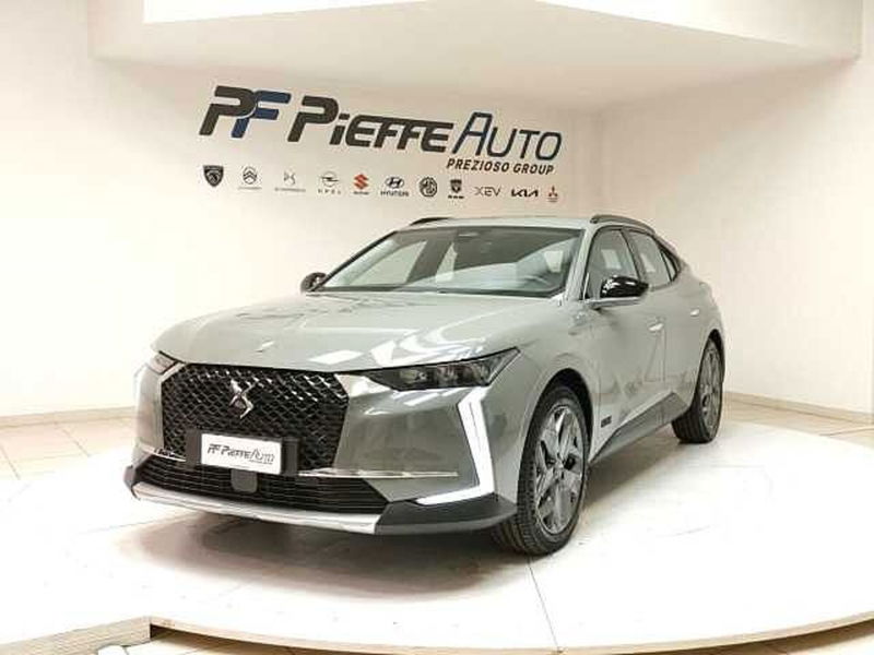 Ds DS 4 DS 4 E-Tense 225 Trocadero  del 2021 usata a Teramo