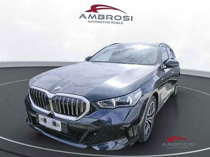 BMW Serie 5 Touring 520d  48V xdrive MSport Pro auto nuova a Viterbo