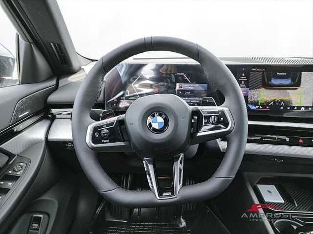 BMW Serie 5 Touring nuova a Viterbo (11)