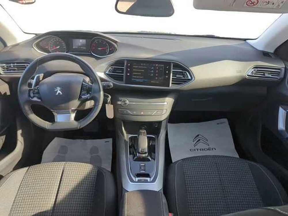 Peugeot 308 usata a Treviso (8)