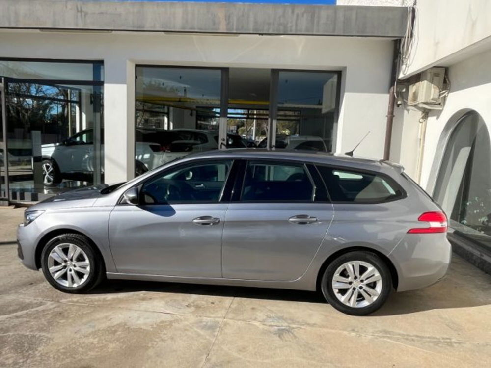 Peugeot 308 SW usata a Oristano (4)