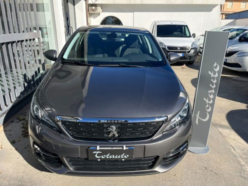 Peugeot 308 usata a Oristano (2)