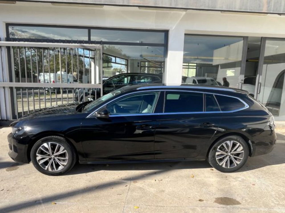 Peugeot 508 SW usata a Oristano (4)