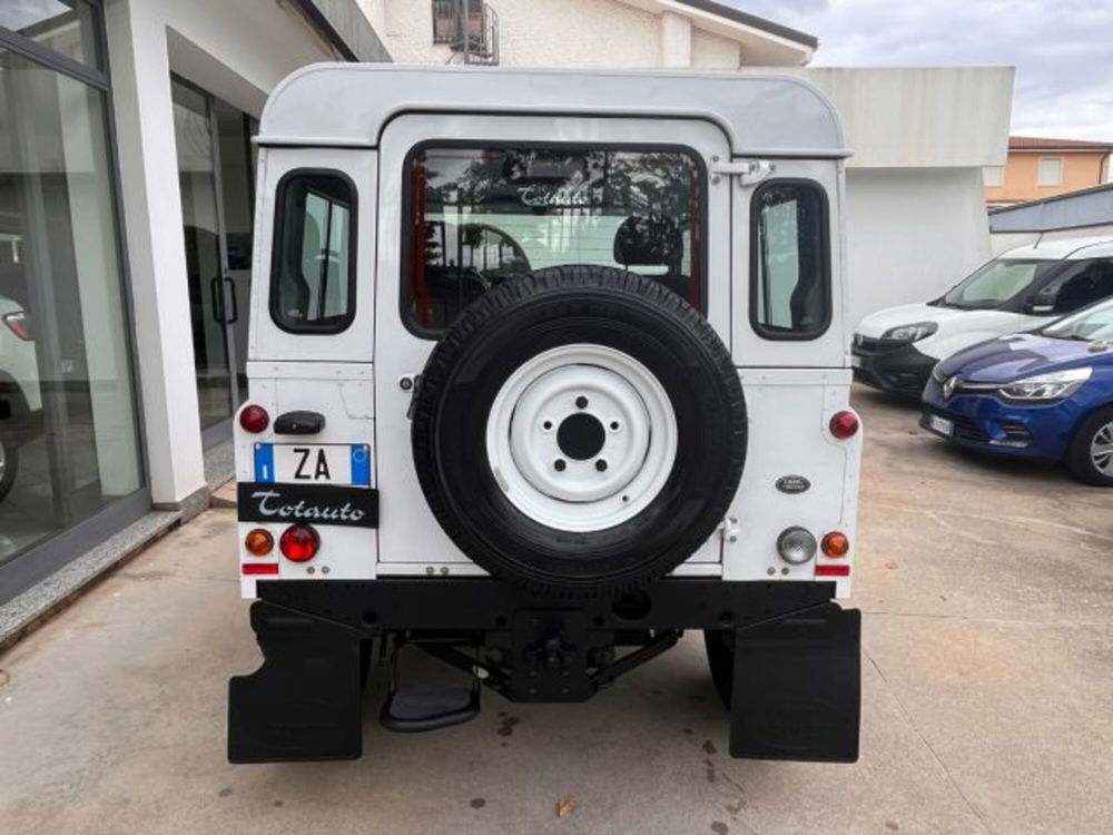 Land Rover Defender usata a Oristano (9)