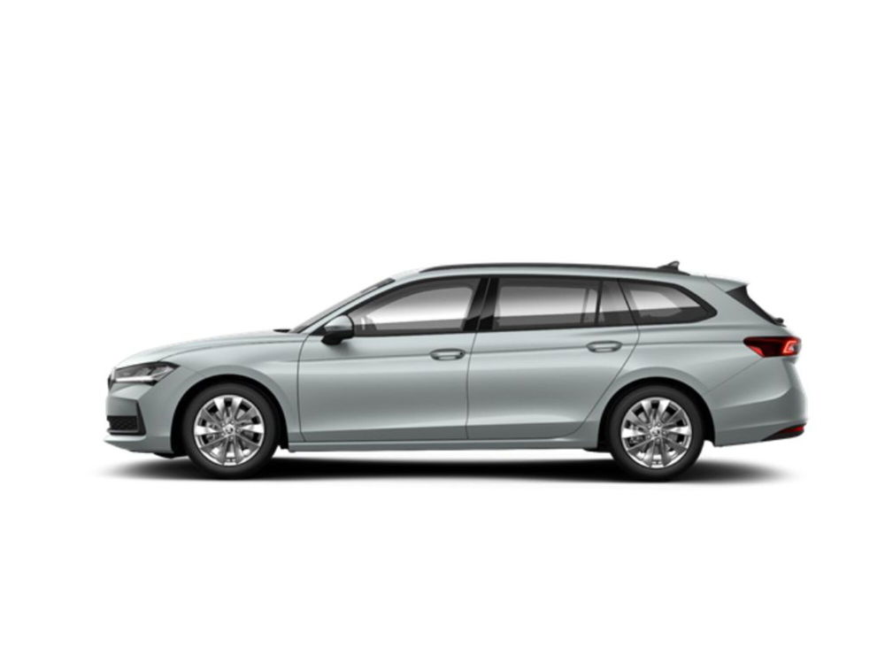 Skoda Superb Station Wagon nuova a Novara (2)