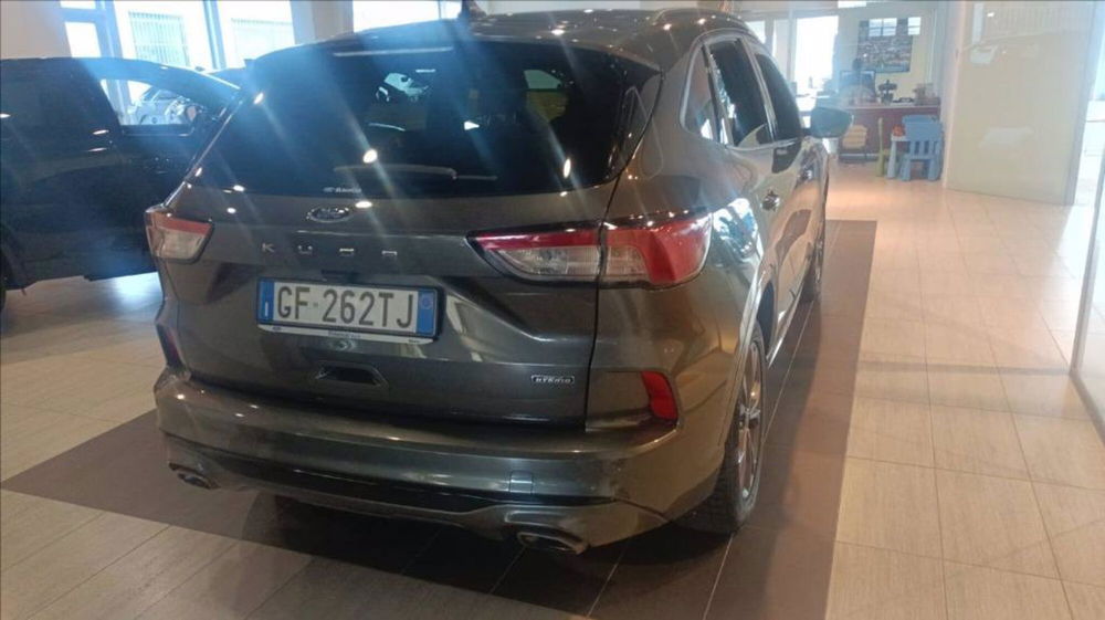 Ford Kuga usata a Milano (8)