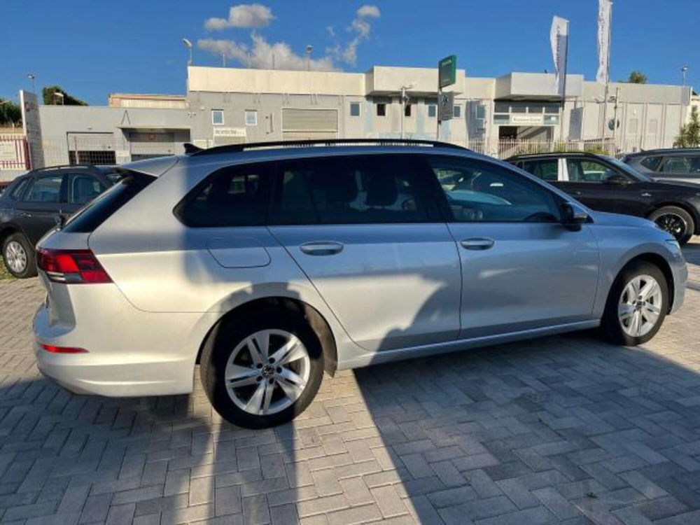 Volkswagen Golf Variant usata a Matera (4)