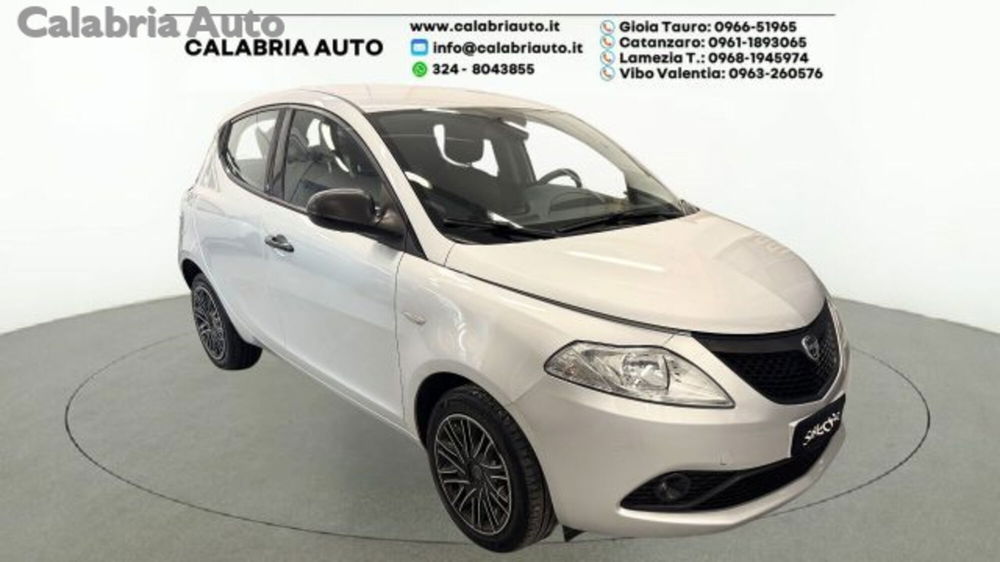 Lancia Ypsilon usata a Reggio Calabria (2)