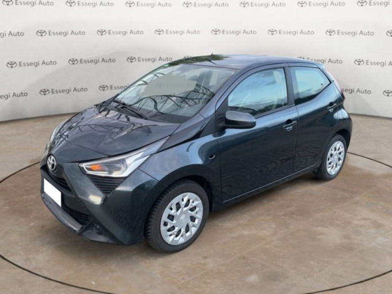 Toyota Aygo 1.0 VVT-i 72 CV 5 porte x-play  del 2019 usata a Albano Vercellese