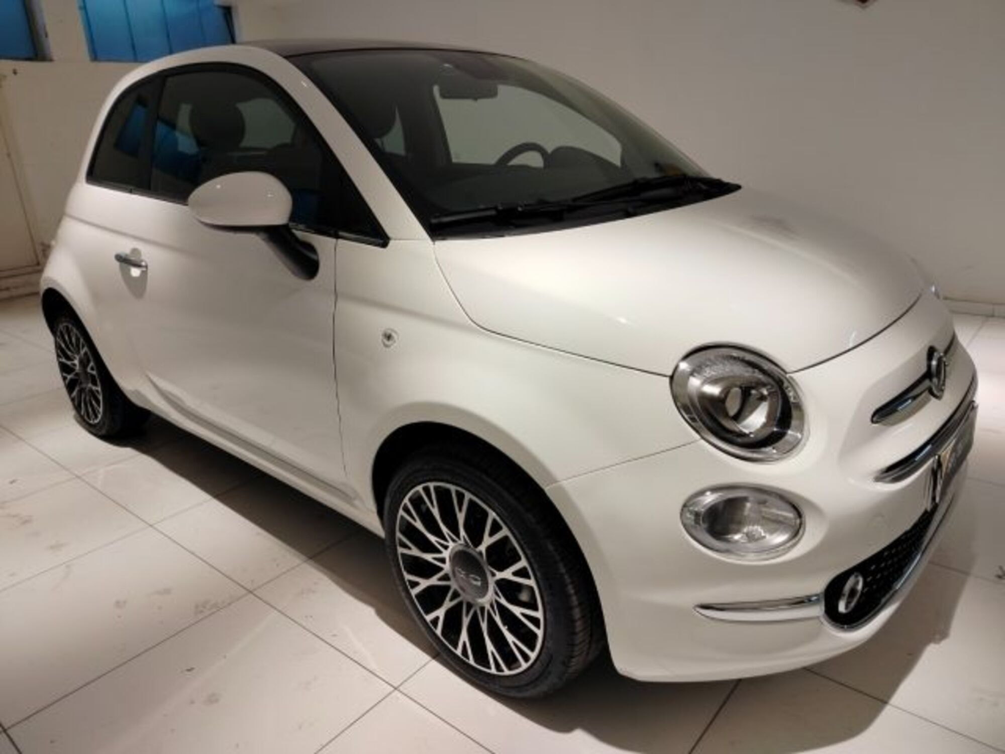 Fiat 500 1.0 Hybrid Dolcevita  del 2023 usata a Cesena