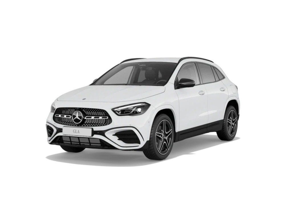 Mercedes-Benz GLA SUV nuova a Macerata