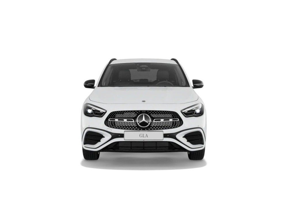 Mercedes-Benz GLA SUV nuova a Macerata (8)