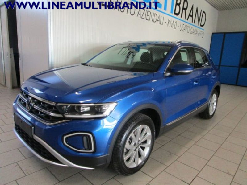 Volkswagen T-Roc 2.0 tdi Style 4motion 150cv dsg del 2022 usata a Piacenza