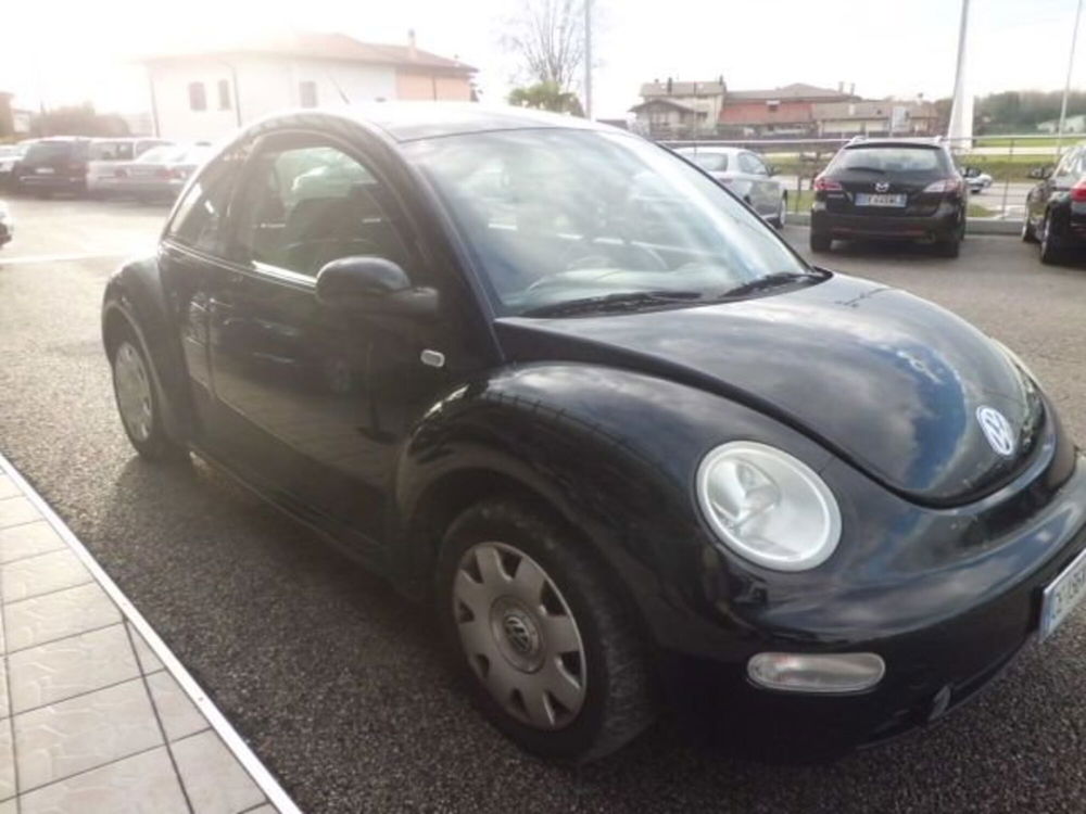 Volkswagen New Beetle usata a Pordenone (5)