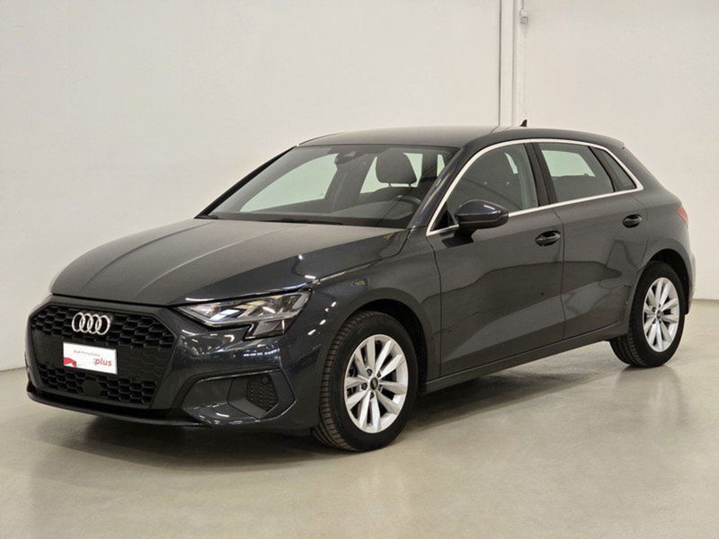 Audi A3 Sportback 30 2.0 tdi Business Advanced del 2021 usata a Alessandria