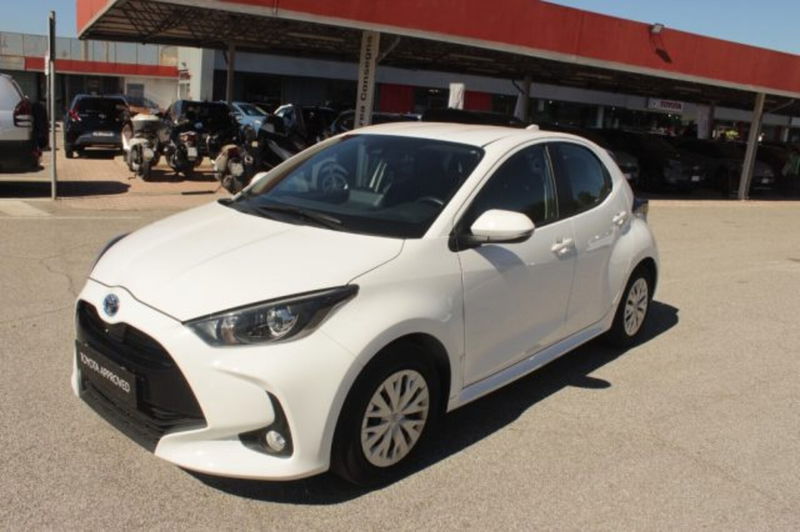 Toyota Yaris Cross 1.5 Hybrid 5p. E-CVT Active del 2021 usata a Roma