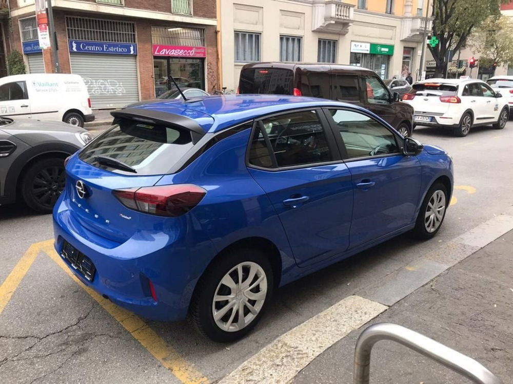 Opel Corsa nuova a Milano (4)