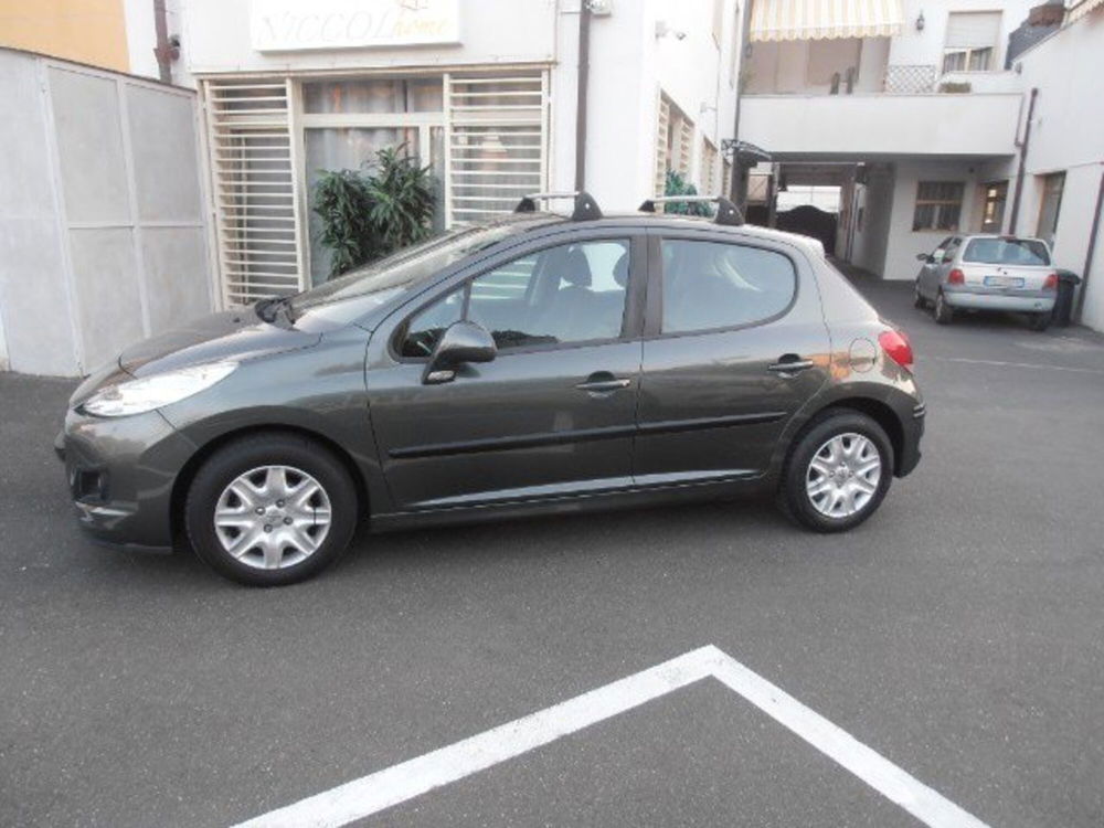 Peugeot 207 usata a Livorno (6)