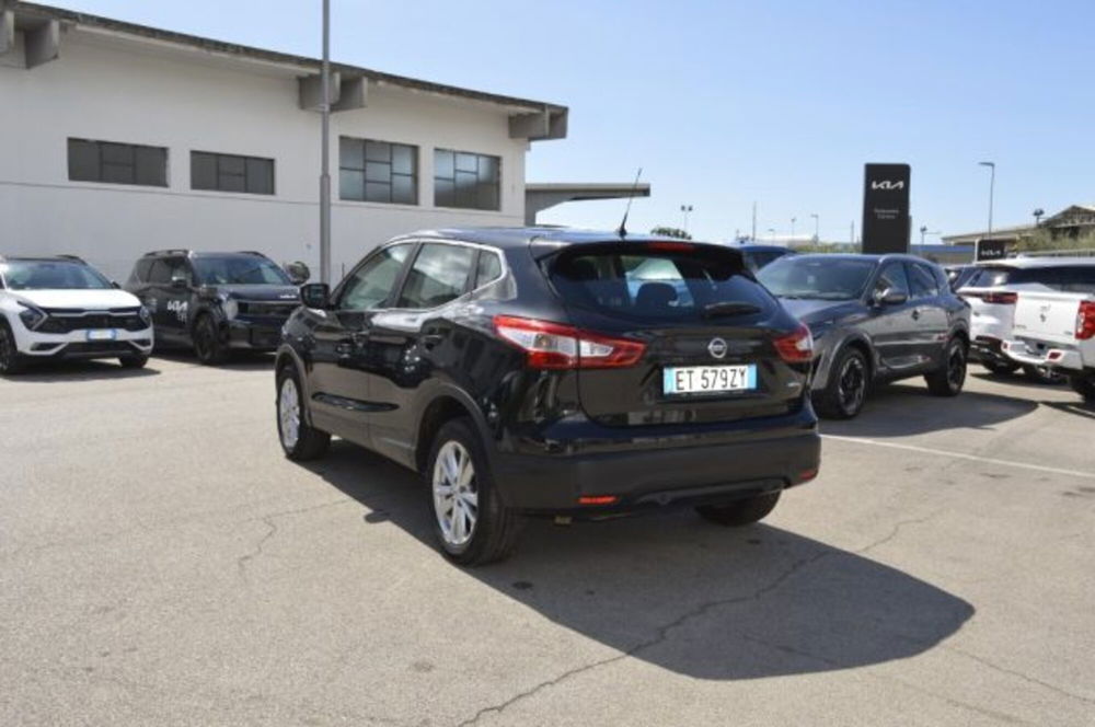 Nissan Qashqai usata a Latina (5)